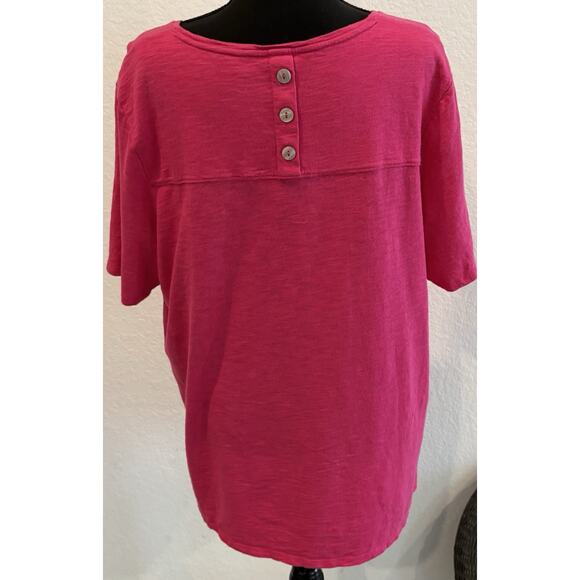 Chico’s Ultimate Tee Hot Pink Slub Back Buttons Size 3 (XL) - Picture 2 of 3